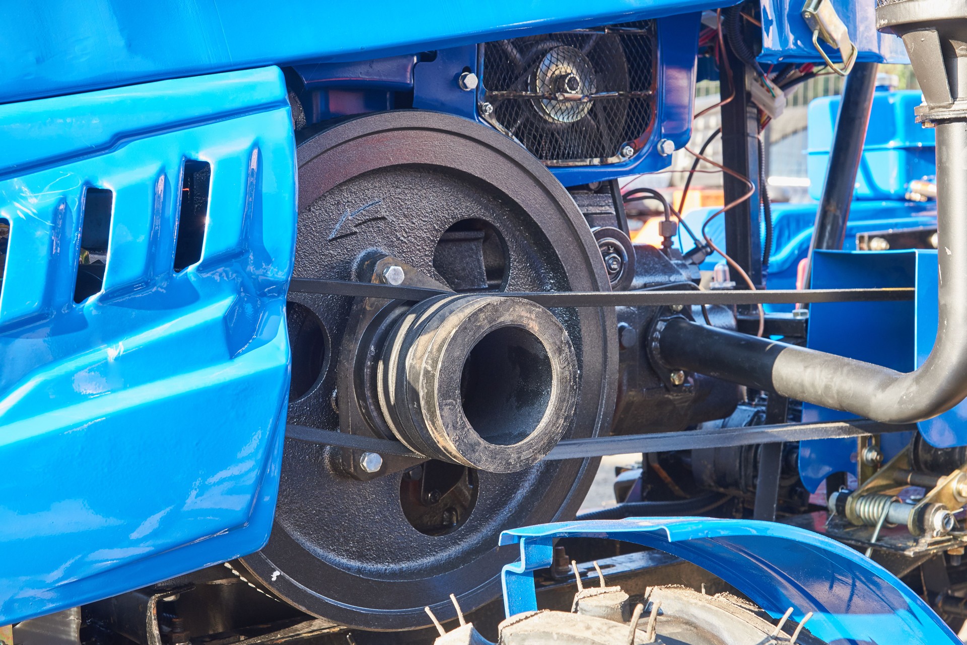Transmission courroie d’énergie du moteur à la boîte de vitesses
